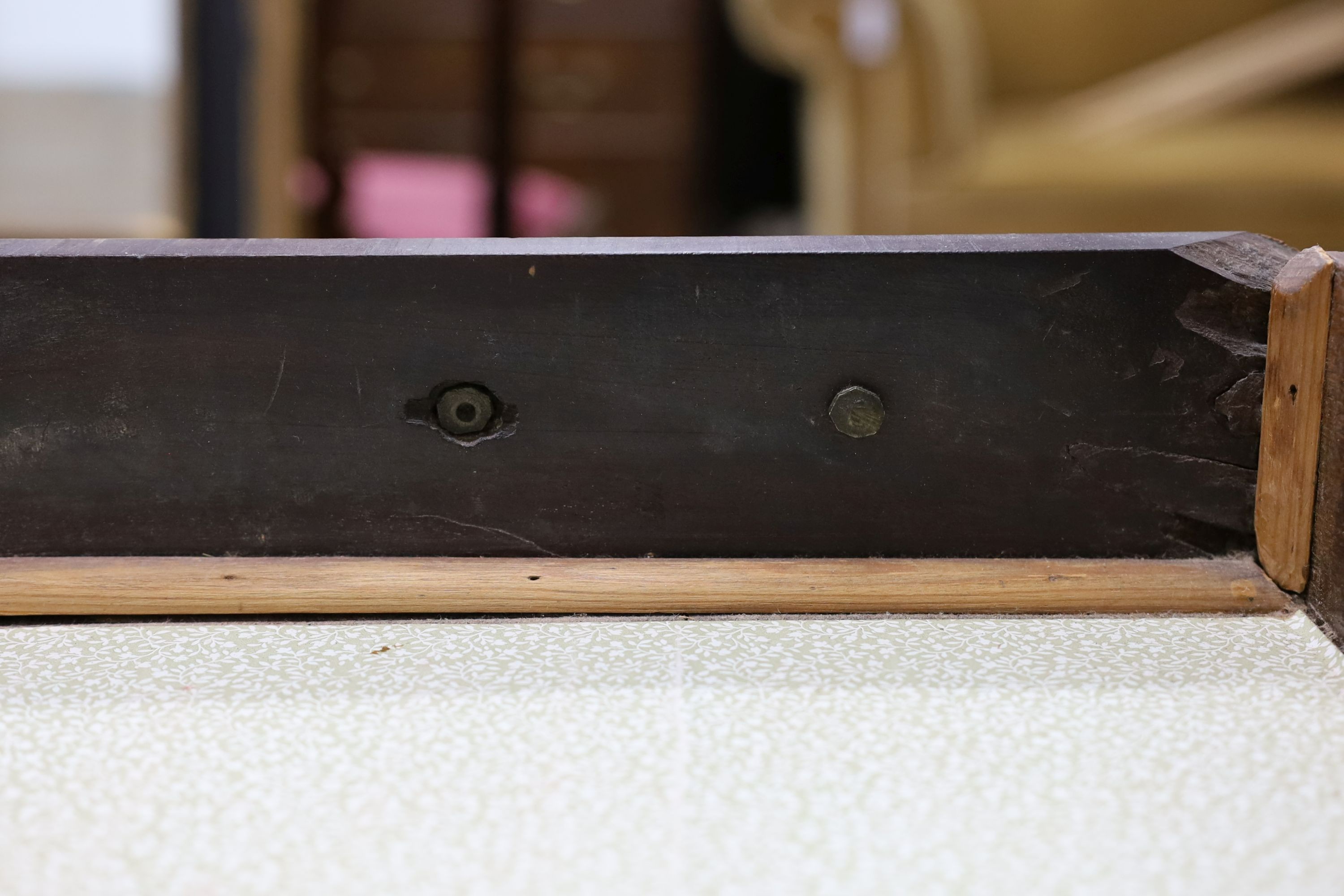 A George III mahogany side table, fitted with a single drawer, on cabriole legs, width 83cm, depth 48cm, height 67cm